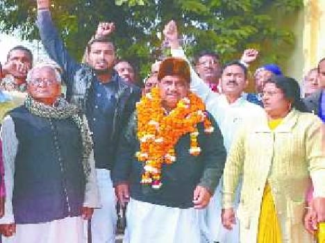 SP candidate's wife filed nomination